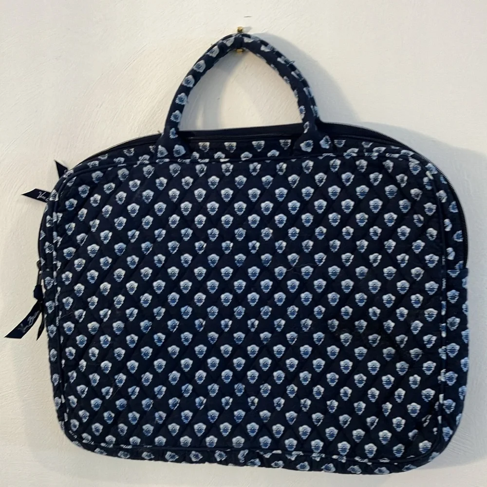 Vera Bradley Nantucket Navy Computer Bag (Retired) - Picture 4 of 4